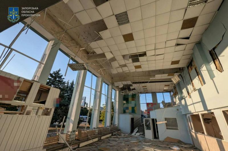 Авиаудар по Запорожью: число пострадавших возросло до 19 человек