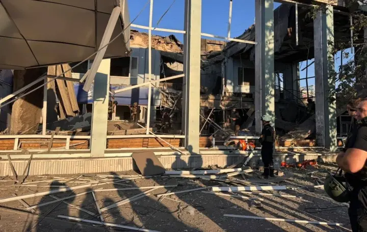Авиаудар по Запорожью: число пострадавших возросло до 19 человек