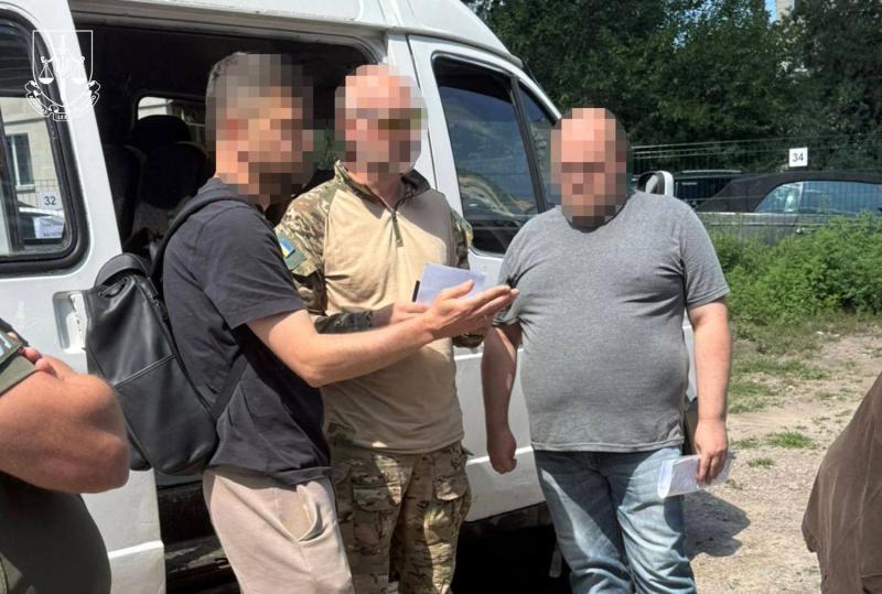 Более 20 мужчин избежали мобилизации с помощью поддельных документов: детали спецоперации "Опекун"