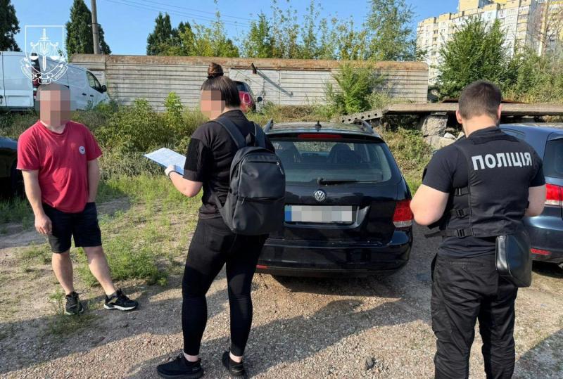 Более 20 мужчин избежали мобилизации с помощью поддельных документов: детали спецоперации "Опекун"