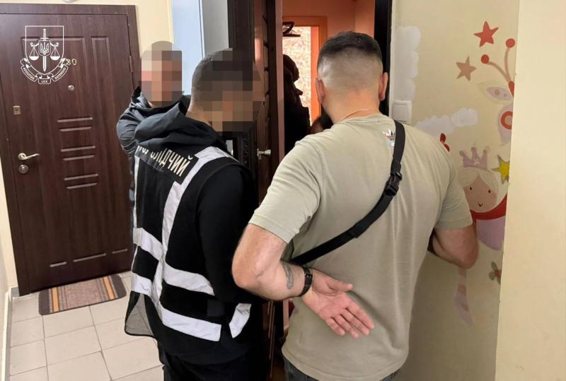 Более 20 мужчин избежали мобилизации с помощью поддельных документов: детали спецоперации "Опекун"
