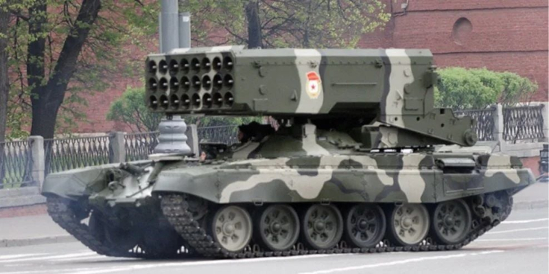 БПЛА полка "Рарог" разбомбил ТОС-1А "Солнцепек" за 15 млн долл.: видео боя