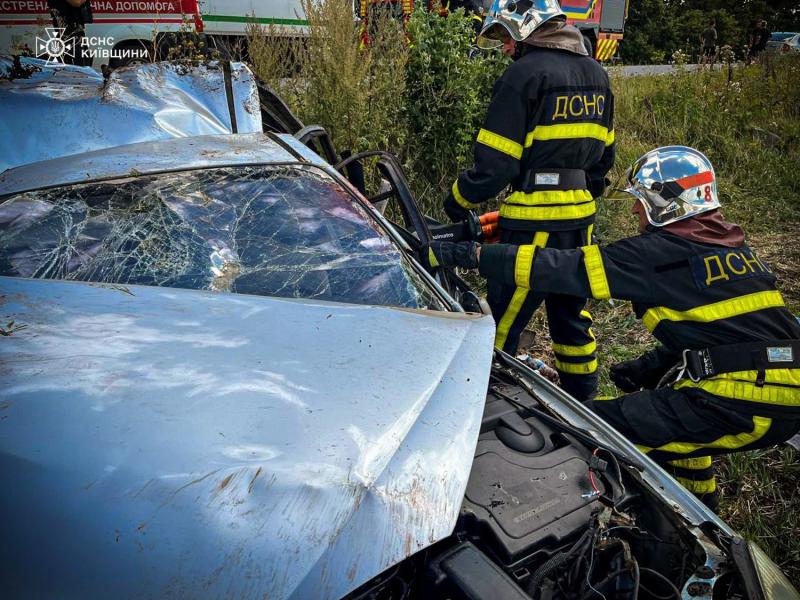 ДТП на трассе Киев-Одесса: Citro&euml;n столкнулся с Volvo, трое погибших, среди них - ребенок