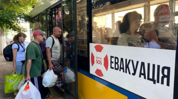 Из микрорайона Корабел в Херсоне эвакуировали уже 1411 человек