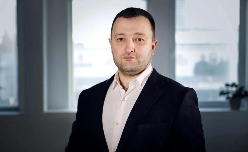Кабмин уволил двух заместителей министров образования и соцполитики: о ком идет речь