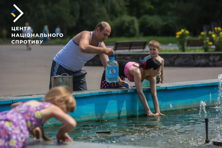 На ВОТ Донбасса оккупанты вызвали резкий скачок цен на питьевую воду - ЦНС