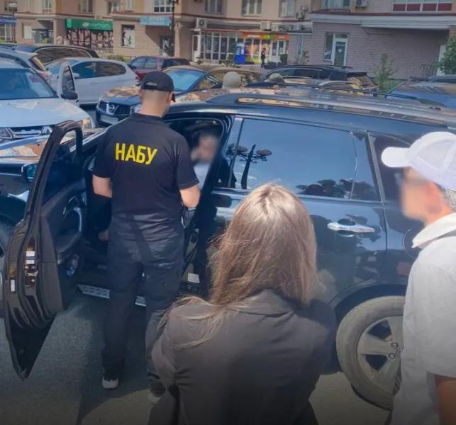 НАБУ и САП разоблачили масштабную коррупцию при закупке БПЛА и РЭБ: задержаны 4 человека, среди которых - нардеп и военные Нацгвардии
