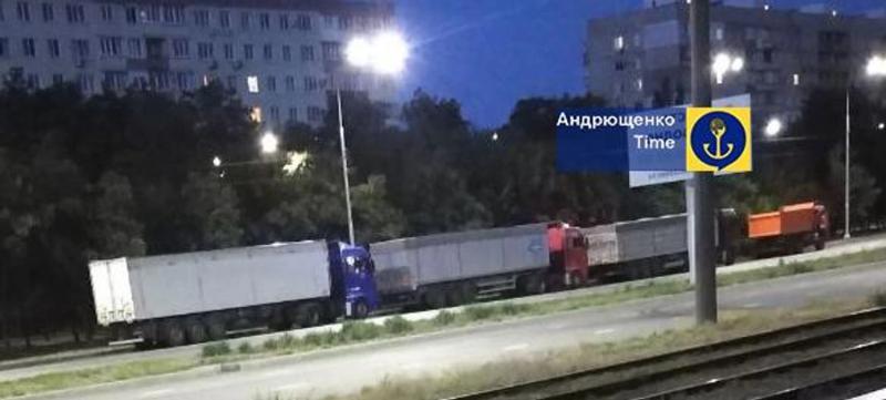 Оккупанты возобновили вывоз зерна из захваченной части Украины: детали