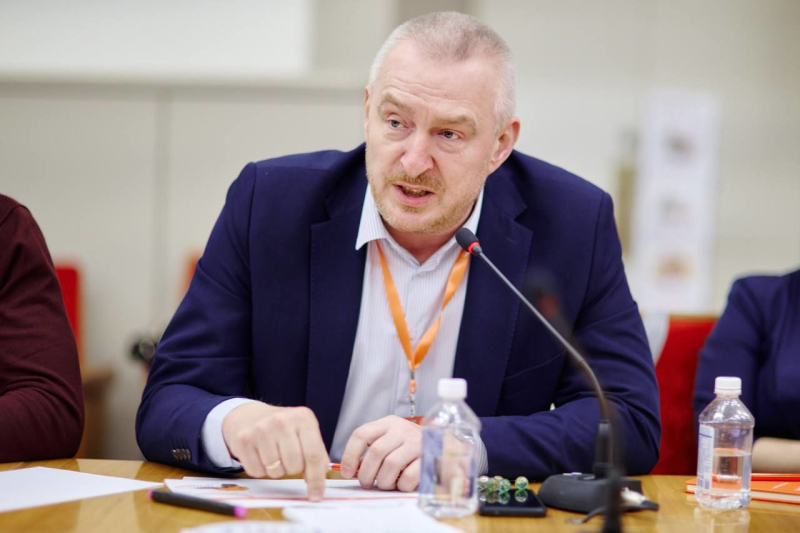 "Осознанно, не по пьяни", — командир ВС РФ рассказал, как его бойцы взорвали магазин в Сватово