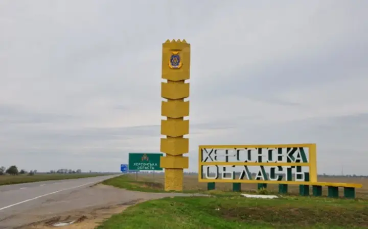 Погибло более 20 оккупантов, среди них - командир и начальник штаба: авиация ВСУ уничтожила командный пункт россиян на Херсонщине