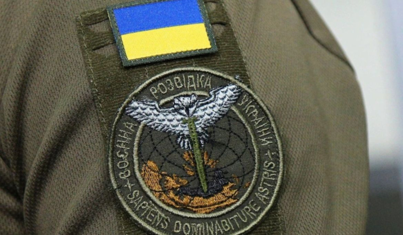 Появились кадры, как украинские военные из ГУР поразили российский ракетный корабль-носитель "Калибров"