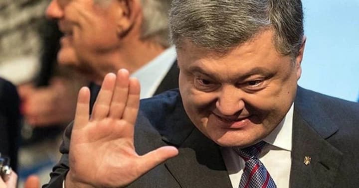 "Порошенко не может указывать Украине, как вести переговоры, потому что при нем разворовали армию, защищали русский язык, а сам служил в УПЦ МП" - ветеран