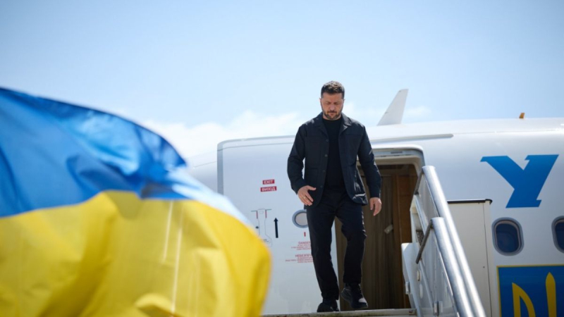 "Россия должна закончить эту войну", – Зеленский приземлился в Вашингтоне и обратился с воззванием к миру