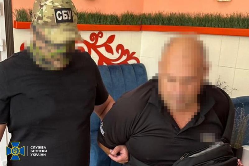 "Скорая" для побега и фейковые справки: СБУ разоблачила новые схемы уклонения от мобилизации, семеро организаторов задержаны