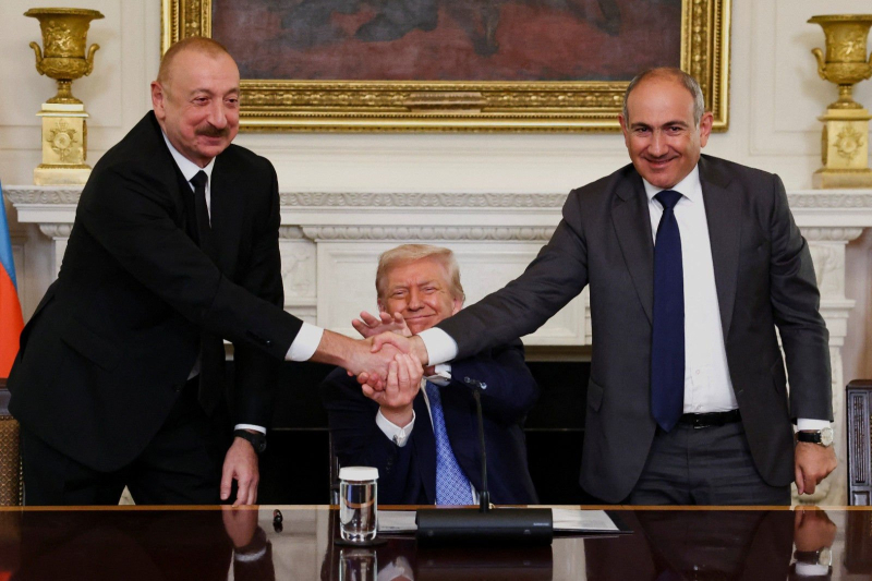 Трамп больно ударил по престижу Кремля, объявив об исторической сделке между Азербайджаном и Арменией