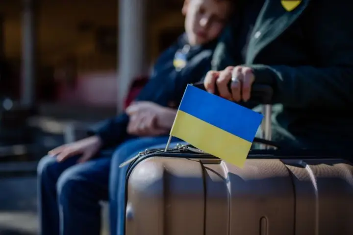 Украинские беженцы в США начнут терять правовую защиту без действий администрации Трампа - WSJ