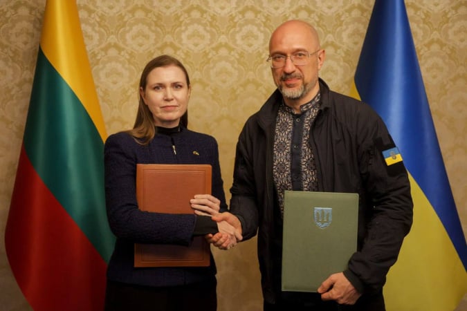 Україна уклала угоду з Литвою про спільне виробництво зброї