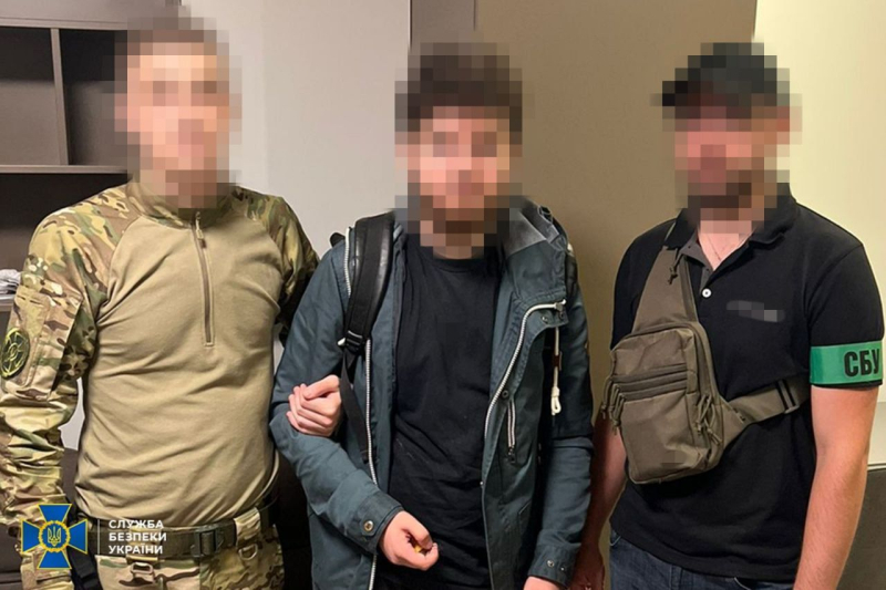 В Киеве задержан агент ФСБ: молодой IT-специалист для оккупантов установил камеры в окнах съемных квартир