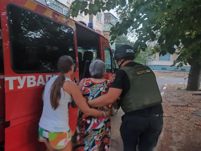 В результате российского артобстрела Никополя погибла женщина
