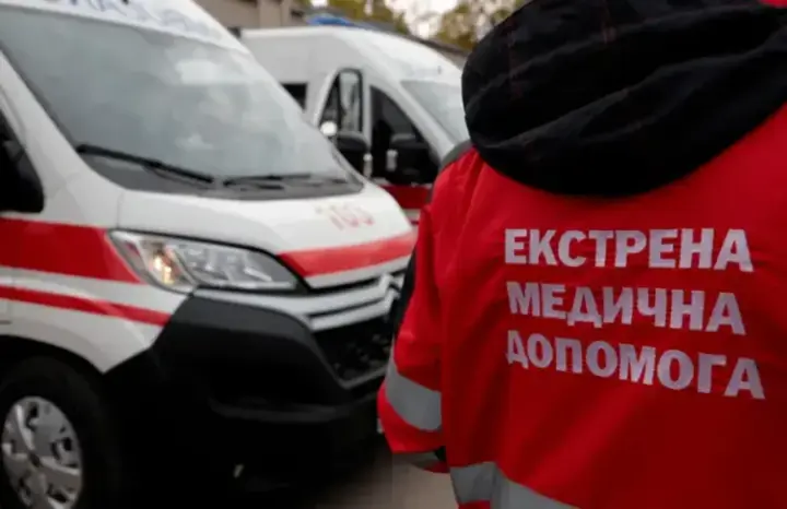 Во Львове 73-летней женщине удалили 12-сантиметрового паразита: чем он опасен