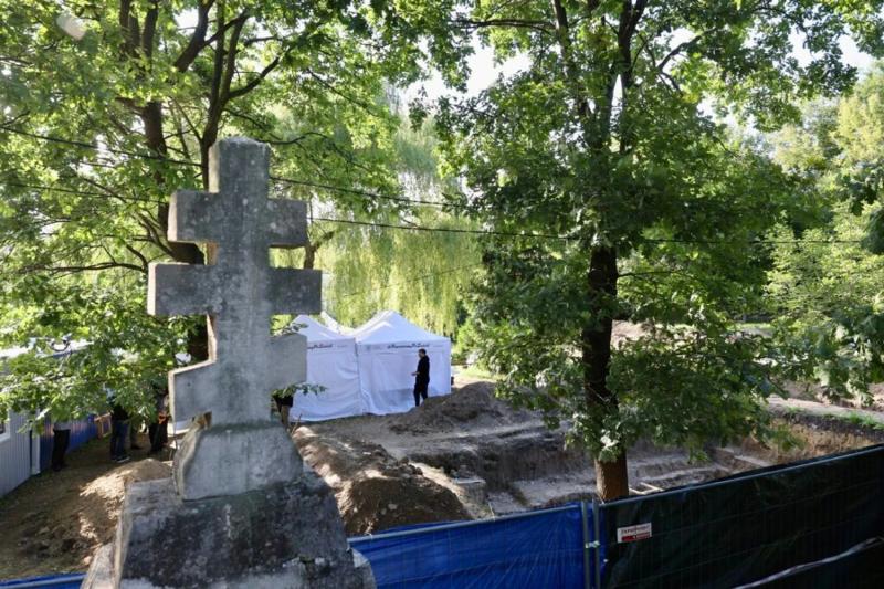 Во время эксгумаций во Львове украинско-польская экспедиция обнаружила около полусотни тел