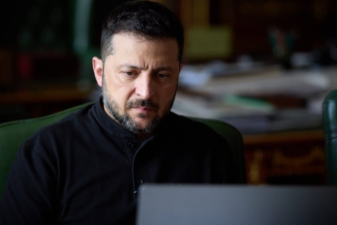 Зеленський обговорив з очільницею МВФ нову програму фінансової допомоги