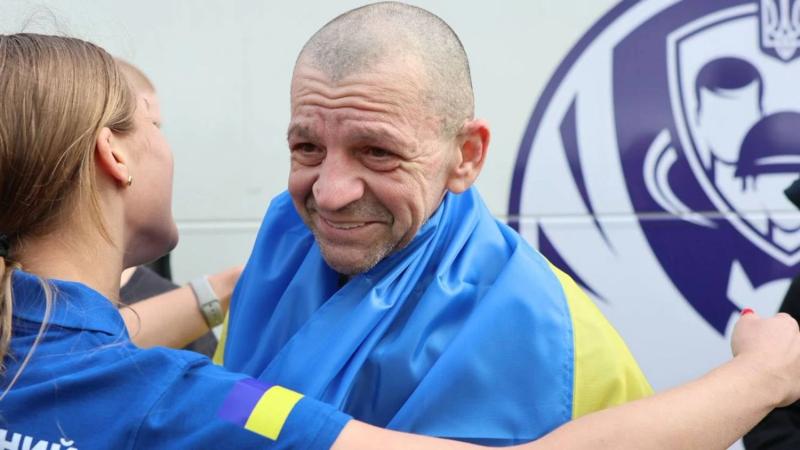 Зеленский подтвердил новый обмен пленными: домой вернулись защитники, находившиеся в неволе с 2022 года