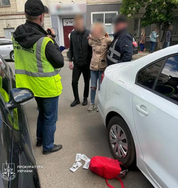 Жительница Сумщины пыталась продать младенца за 30 тысяч долларов: что решил суд