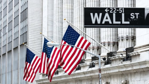 Акції у США стали дорожчими, ніж на піку бульбашки доткомів — WSJ