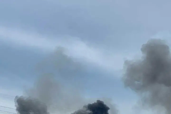 Более десяти вражеских БПЛА атакуют Кировоградщину: в городе раздаются взрывы