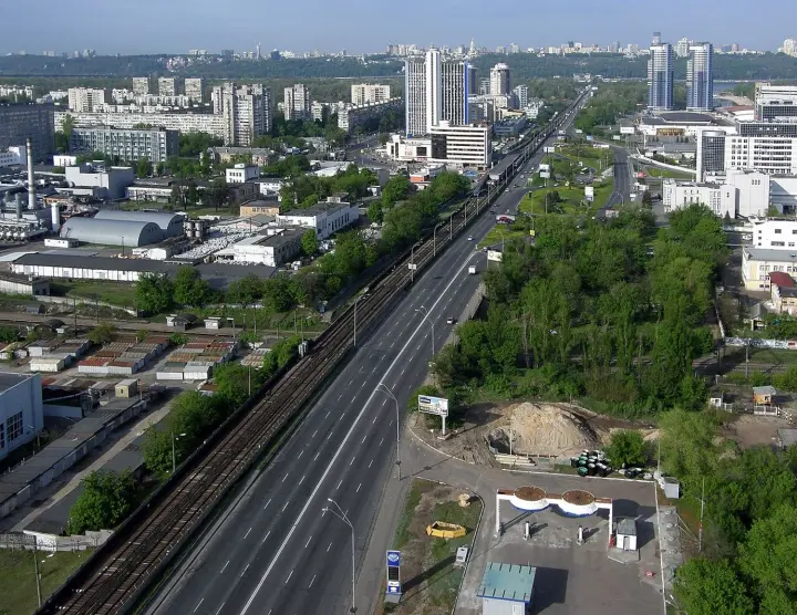 Движение по Броварскому проспекту в Киеве частично ограничат на три недели - КГГА
