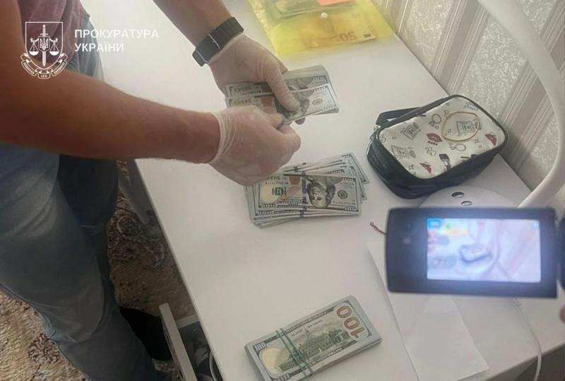 На Франковщине разоблачили группу, которая терроризировала бизнес в Украине: среди задержанных - "смотрящий" Коломыи