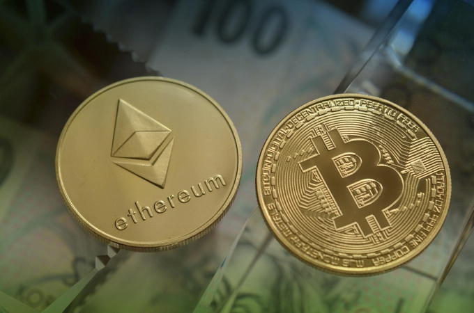 Ripple запустив стейблкоїн в Африці, хакери ховають віруси в смартконтрактах Ethereum: що нового