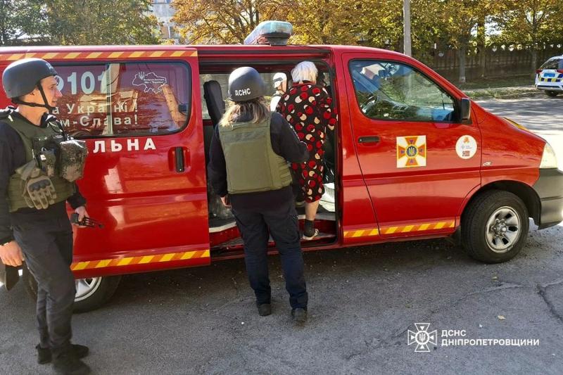 Шесть человек пострадали в результате российских атак на Днепропетровщине 26 сентября - ГСЧС