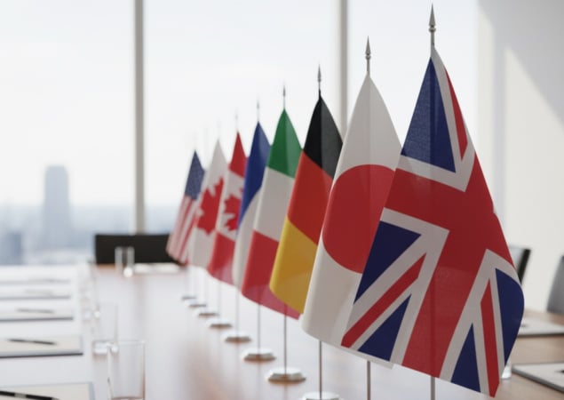 США закликають G7 підняти мита до 100% проти Китаю та Індії за закупівлю російської нафти — FT