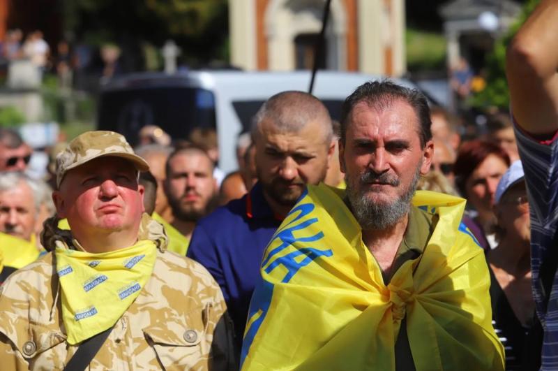 Украина провела в последний путь Андрея Парубия: фото