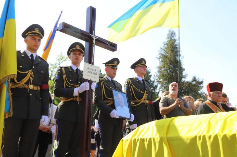 Украина провела в последний путь Андрея Парубия: фото