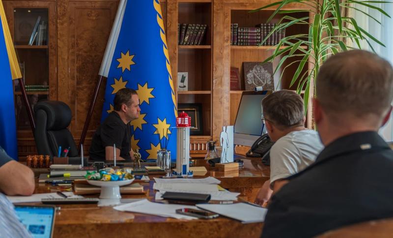 Украина строит антидроновые сети для защиты "дорог жизни" у фронта: Кулеба озвучил детали