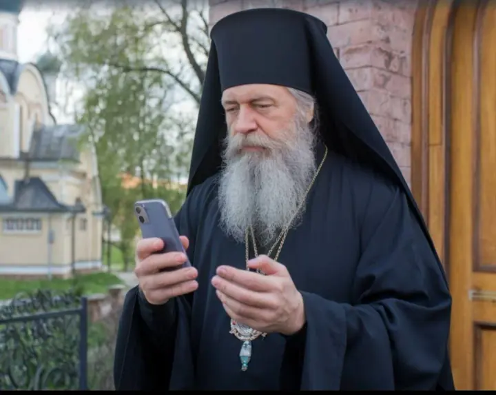 В России запустили православный мессенджер "Зосима" с доступом ко всем персональным данным