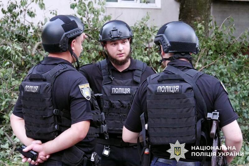 Взрыв гранаты в Хмельницком: полицейские задержали подозреваемого