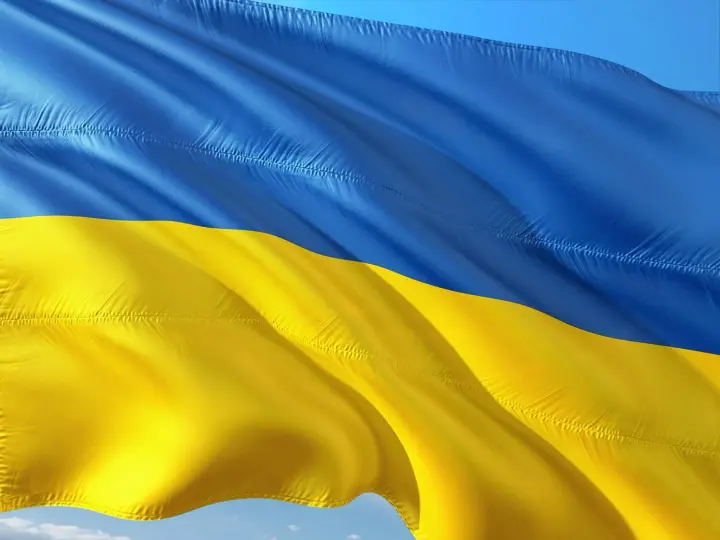 Большинство украинцев верят в сплоченность нации и оптимистично смотрят на будущее страны - опрос