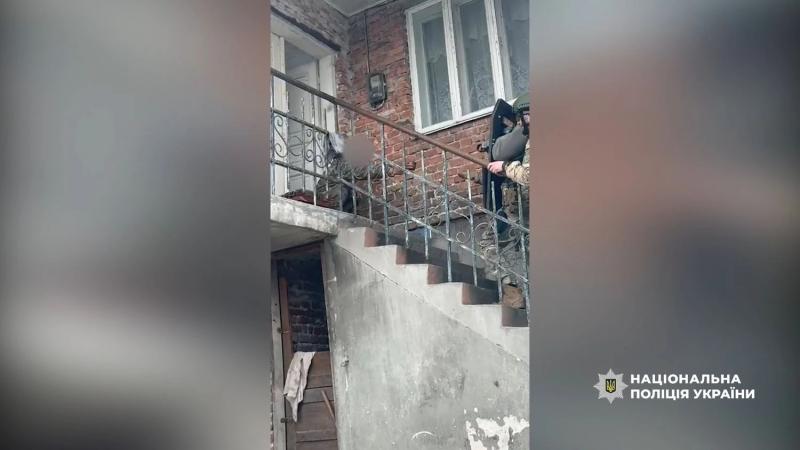 На Львовщине задержали военного в СЗЧ, который пришел в магазин с гранатой