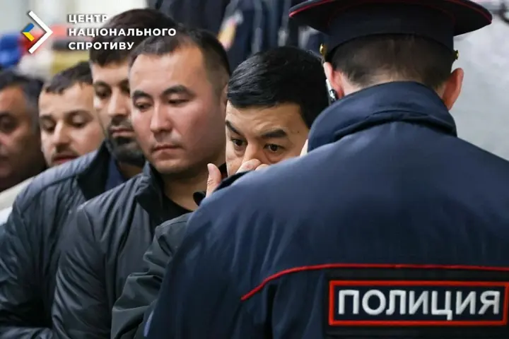 Оккупанты усилили фильтрацию на захваченных территориях Украины: проверки на рабочих местах
