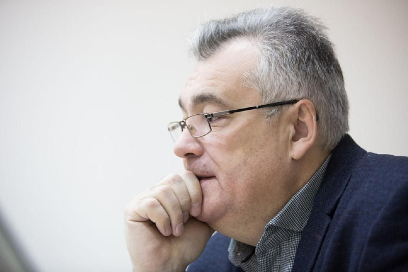Снегирев раскрыл красиво разыгранную "многоходовку" с переключением внимания Путина на Tomahawk