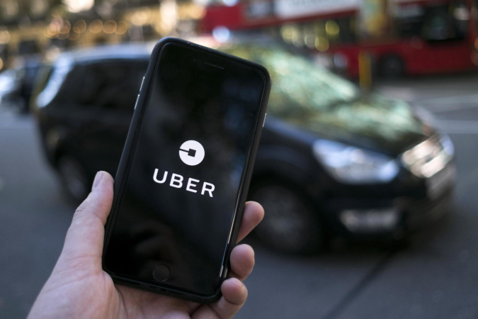 Uber заплатить водіям по $4000, щоб прискорити перехід на електромобілі