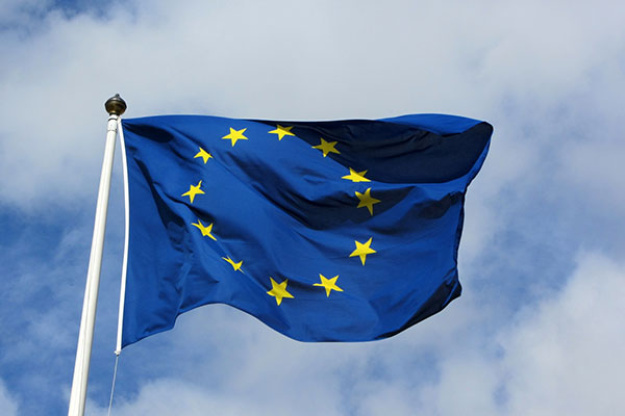 ЄС хоче ввести санкції проти рублевого стейблкоїну — Bloomberg