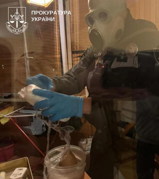 За $1000 признавал водителей трезвыми: врачу-наркологу сообщили о подозрении