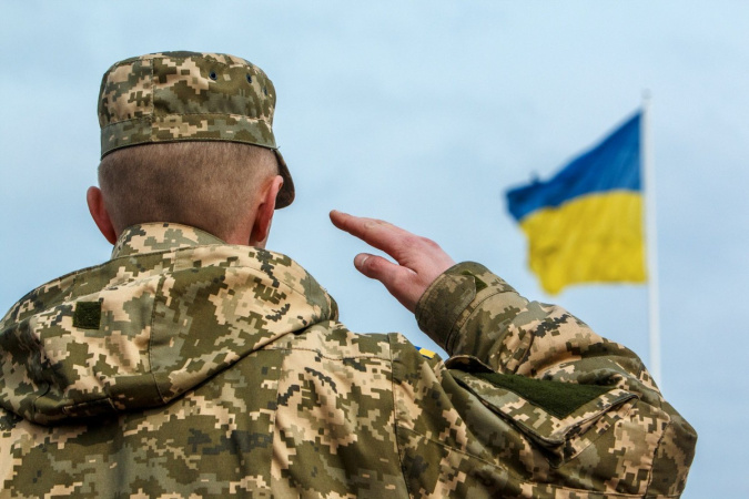 Зеленський вніс до Ради законопроєкти про продовження воєнного стану та мобілізації