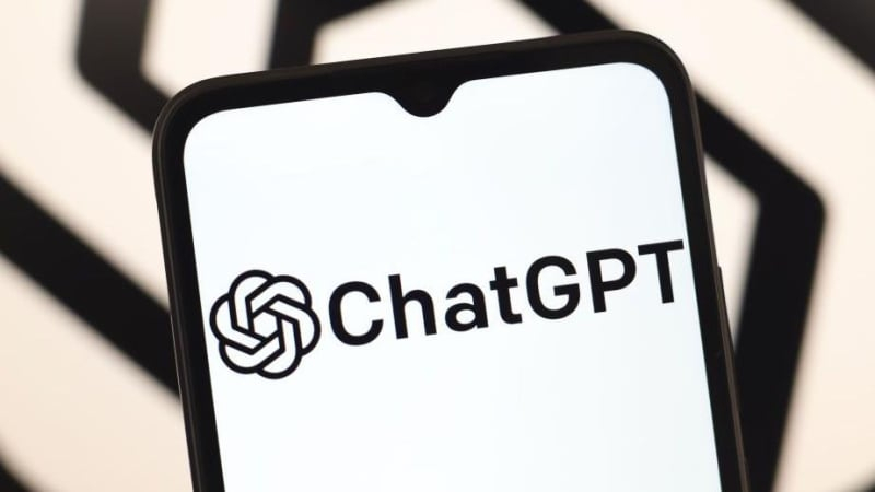 ChatGPT відкрив функцію групових чатів для всіх користувачів