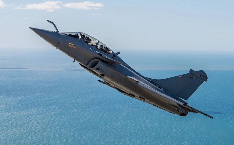 Франция передаст Украине 100 истребителей Rafale, но есть один нюанс